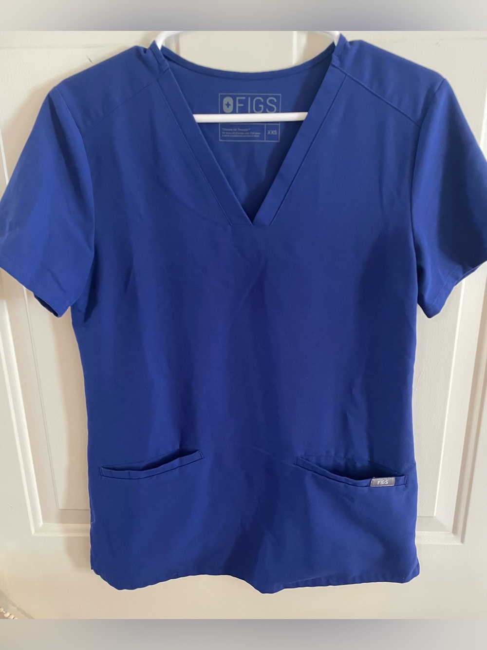 Women’s FIGS Casma scrub top